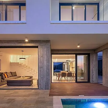 Villa Avalon 1 14 *