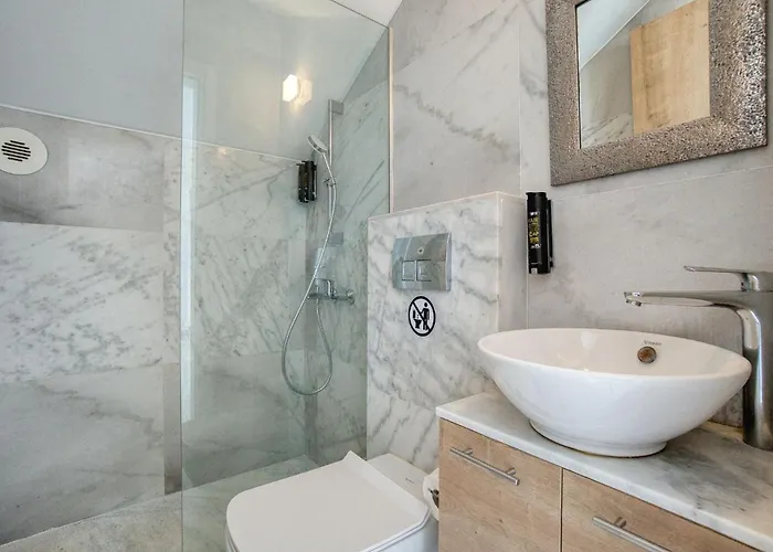 ヴィラ Avalon 1 14 パ フォス