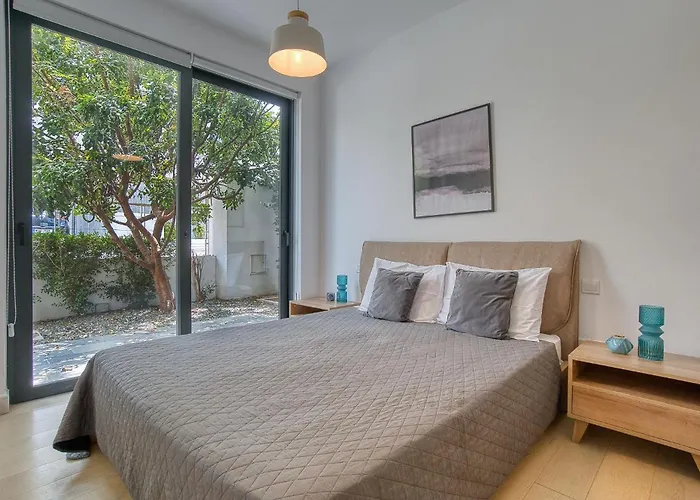 Avalon 1 14 וילה