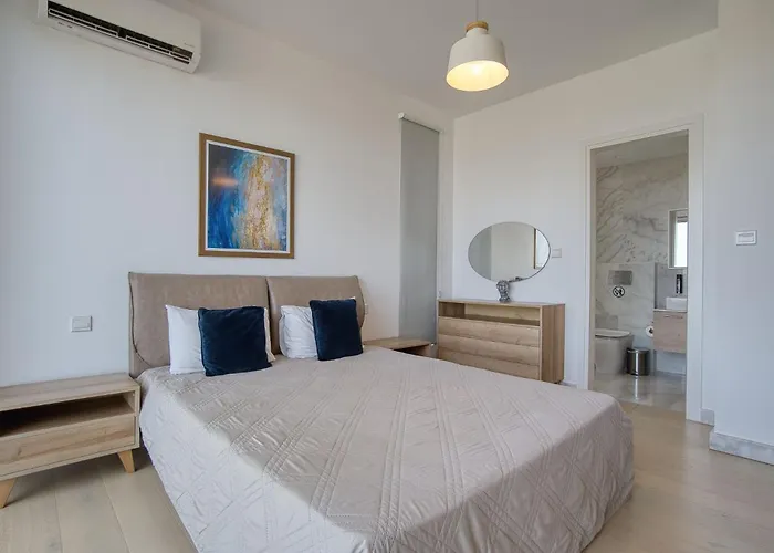 Avalon 1 14 וילה פאפוס