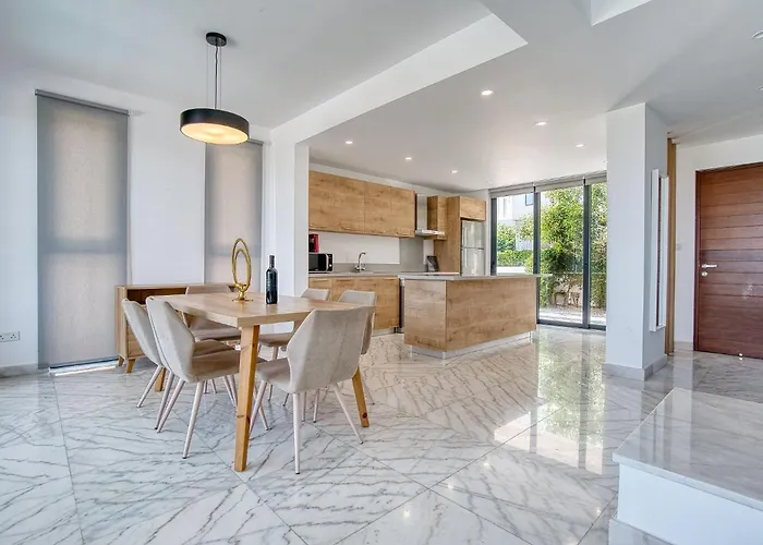 וילה Avalon 1 14